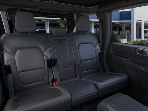 New 2026 Ford Bronco Outer Banks AWD/4WD image 11