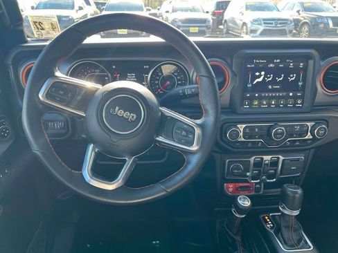 Used 2022 Jeep Gladiator Mojave w/ LED Lighting Group AWD/4WD image 28