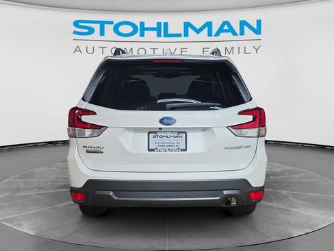 Used 2023 Subaru Forester Premium AWD/4WD image 6