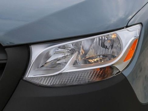 New 2025 Mercedes-Benz Sprinter 2500 image 7