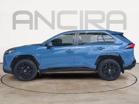 Used 2022 Toyota RAV4 SE AWD/4WD image 5
