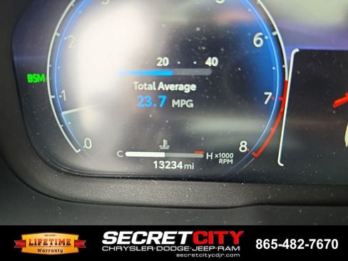 Used 2025 Toyota RAV4 Limited w/ Weather Package AWD/4WD image 20