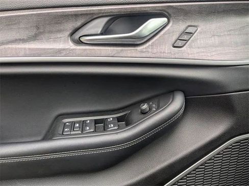 Certified 2021 Jeep Grand Cherokee L Limited image 12