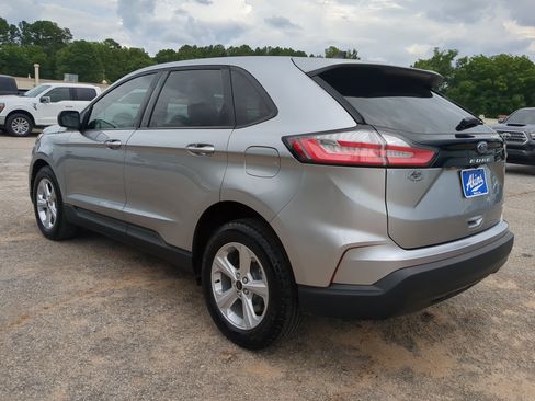 Used 2024 Ford Edge SE w/ Cargo Accessory Package AWD/4WD image 5
