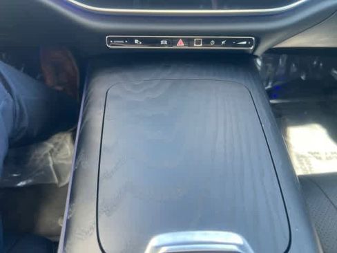 Used 2026 Mercedes-Benz E 350 Sedan image 29