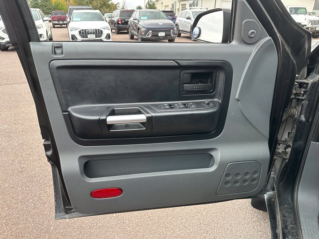 Used 2006 Mitsubishi Raider LS AWD/4WD image 12