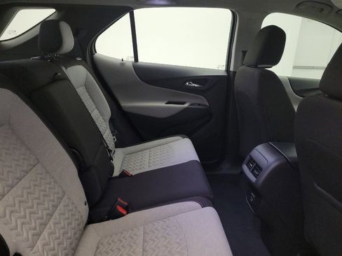 Used 2022 Chevrolet Equinox LS image 19