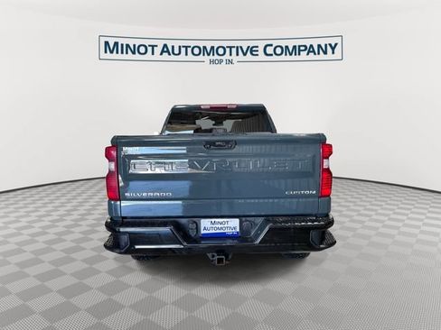 Used 2025 Chevrolet Silverado 1500 Custom Trail Boss AWD/4WD image 7