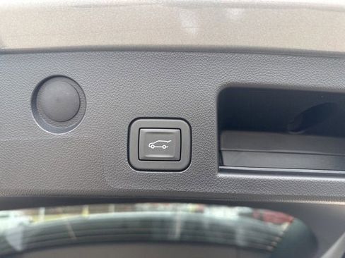 New 2026 GMC Terrain AT4 image 9