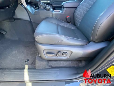 New 2026 Toyota 4Runner TRD Off-Road Premium AWD/4WD image 32