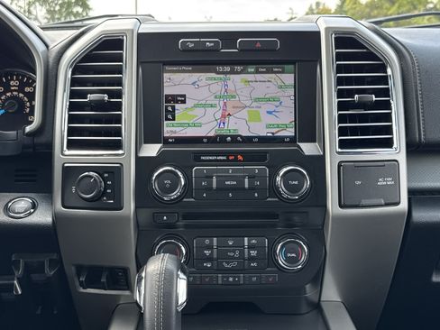 Used 2015 Ford F150 Lariat AWD/4WD image 29