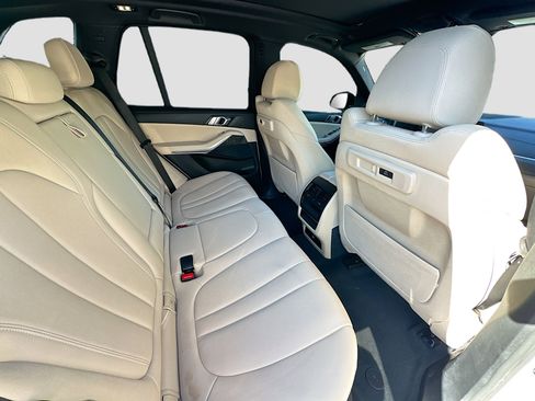 Used 2021 BMW X5 sDrive40i image 31