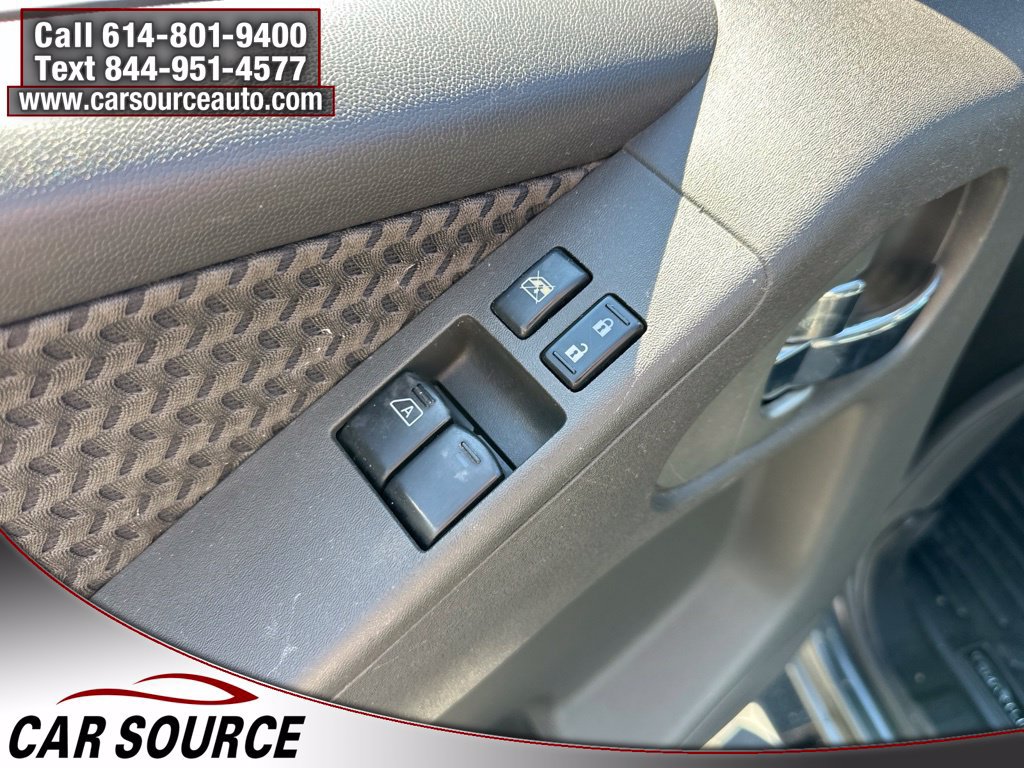 Used 2007 Nissan Frontier LE AWD/4WD image 15