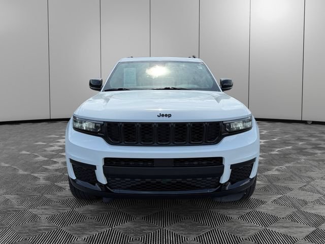 Used 2023 Jeep Grand Cherokee L Laredo AWD/4WD image 8