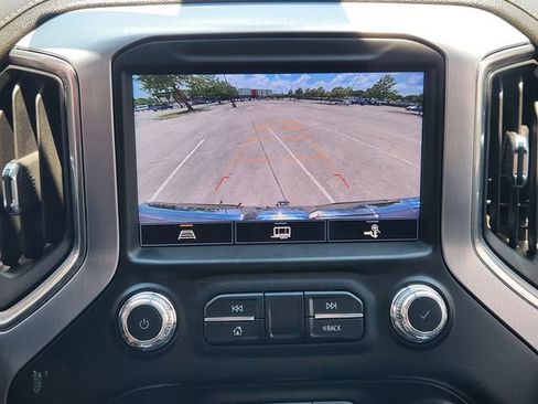 Used 2022 GMC Sierra 1500 SLT AWD/4WD image 18