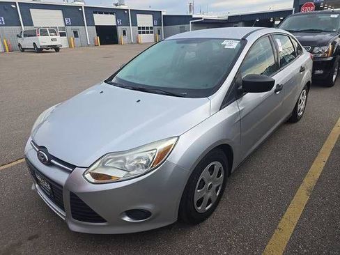 Used 2014 Ford Focus S FWD image 1