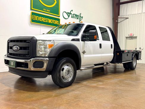 Used 2011 Ford F550 4x4 Crew Cab Super Duty w/ Payload Upgrade Pkg image 3
