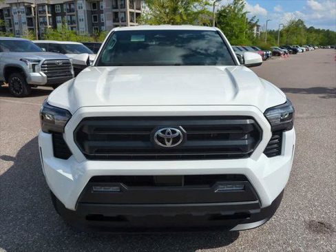 Certified 2026 Toyota Tacoma SR5 RWD image 9