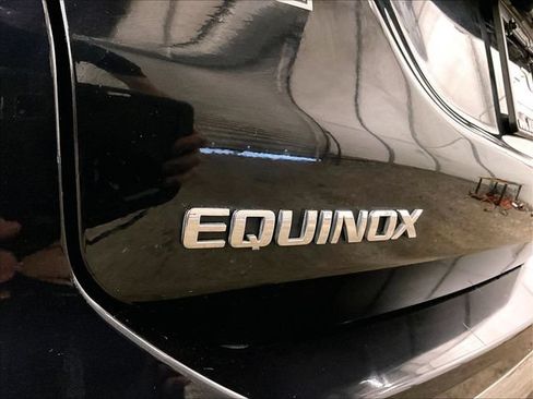 Used 2020 Chevrolet Equinox LT AWD/4WD image 14