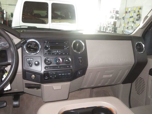 Used 2008 Ford F450 XLT image 39