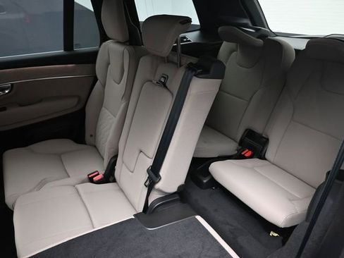 New 2026 Volvo XC90 B6 Plus w/ Protection Package Premier image 22