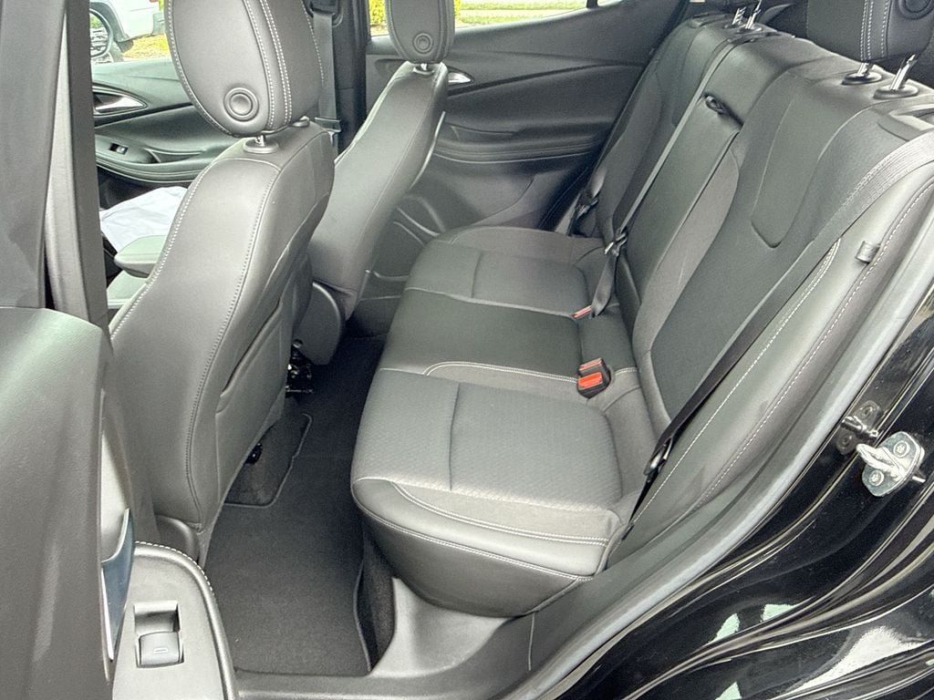 Certified 2023 Buick Encore GX Select w/ Sport Touring Package FWD image 16
