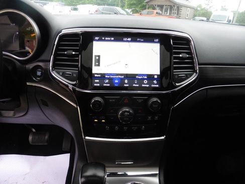 Used 2020 Jeep Grand Cherokee Limited w/ Luxury Group II AWD/4WD image 9