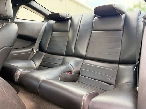 Used 2013 Ford Mustang Premium RWD image 19