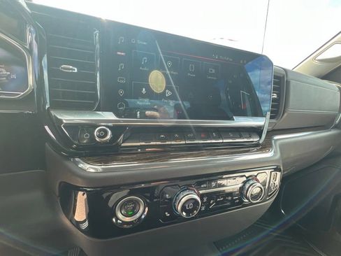 Used 2024 GMC Sierra 1500 Elevation w/ X31 Off-Road Package AWD/4WD image 16