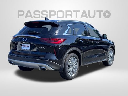 New 2025 INFINITI QX50 Luxe image 6