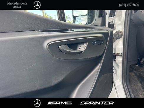 Used 2025 Mercedes-Benz Sprinter 2500 image 16