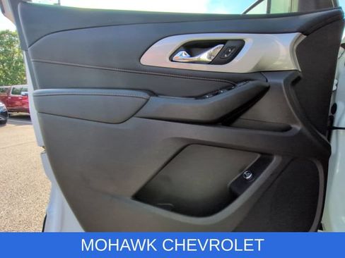 Certified 2021 Chevrolet Traverse LT AWD/4WD image 22