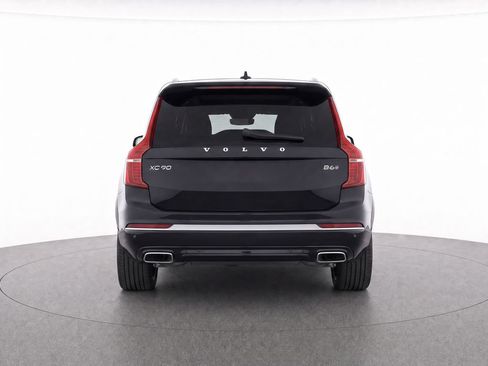 Certified 2026 Volvo XC90 B6 Ultra AWD/4WD image 7