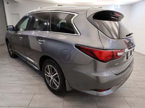 Used 2019 INFINITI QX60 Luxe w/ Essential Package AWD/4WD image 3