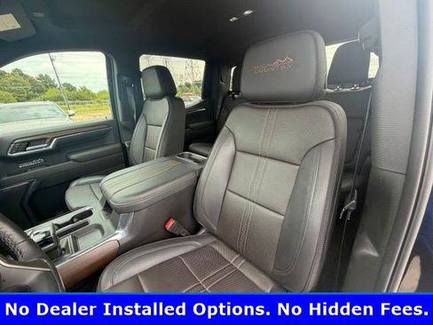 Used 2024 Chevrolet Silverado 1500 High Country w/ Technology Package AWD/4WD image 9