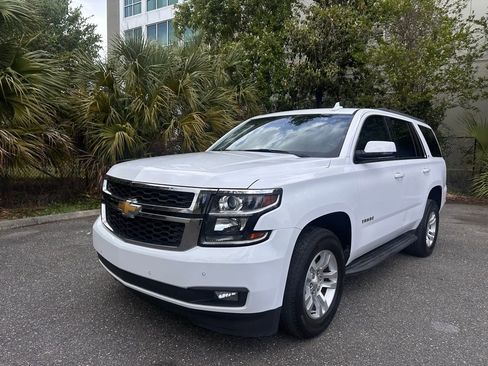 Used 2019 Chevrolet Tahoe LT w/ Luxury Package RWD image 1