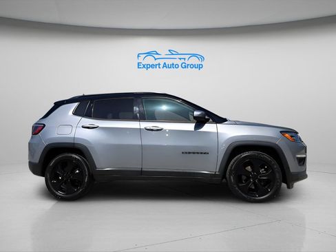 Used 2021 Jeep Compass Latitude FWD image 35