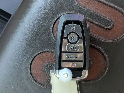 Used 2019 Ford F450 King Ranch w/ Tow Technology Bundle image 35