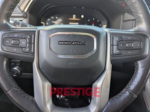 Used 2022 GMC Yukon XL Denali RWD image 21
