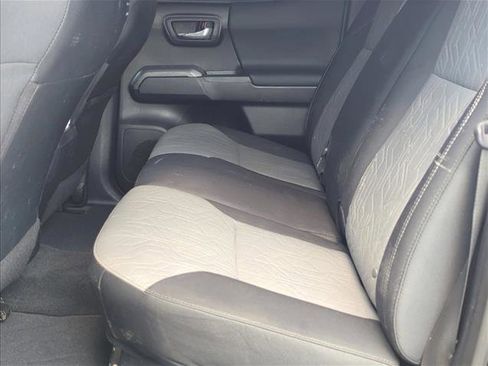 Used 2021 Toyota Tacoma TRD Sport image 15