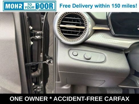 Used 2024 Chevrolet Trax ACTIV w/ Sunroof Package FWD image 16