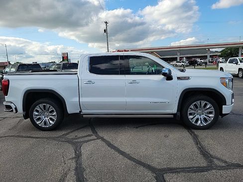 Certified 2021 GMC Sierra 1500 Denali w/ Denali Ultimate Package AWD/4WD image 4