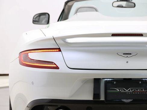 Used 2014 Aston Martin Vanquish Volante RWD image 59