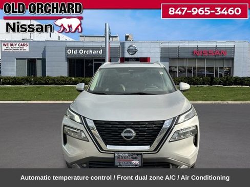 Used 2022 Nissan Rogue SL AWD/4WD image 2