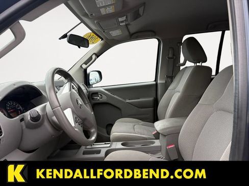 Used 2016 Nissan Frontier SV AWD/4WD image 11