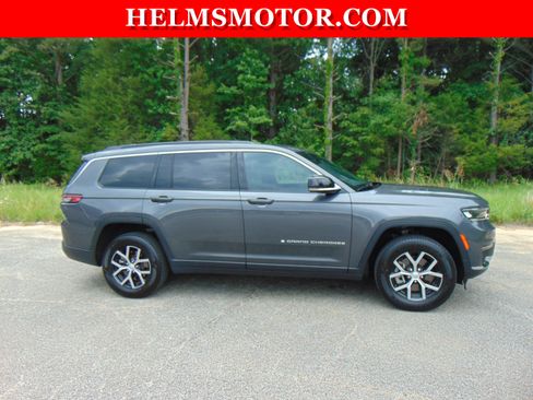 Certified 2024 Jeep Grand Cherokee L Limited AWD/4WD image 12
