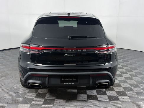 Certified 2026 Porsche Macan AWD/4WD image 10