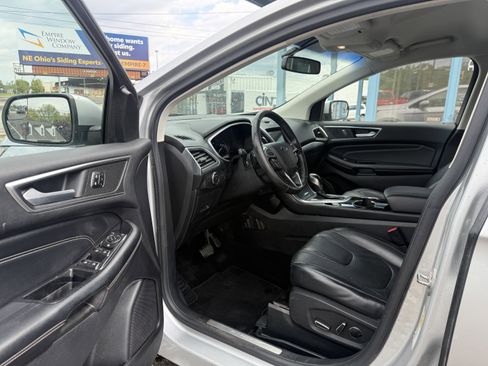 Used 2016 Ford Edge Titanium w/ Class II Trailer Tow Package AWD/4WD image 9