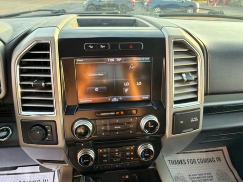 Used 2015 Ford F150 Lariat w/ Equipment Group 502A Luxury AWD/4WD image 19