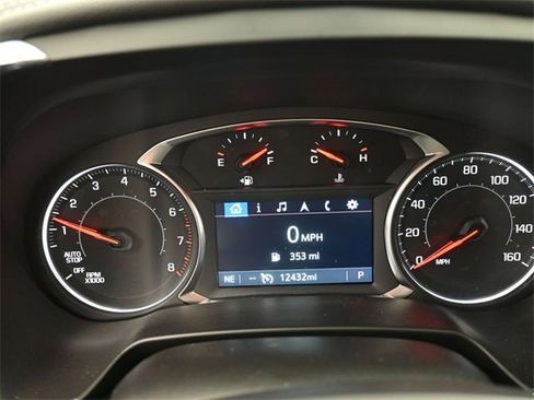 Used 2025 Chevrolet Blazer LT w/ LPO, Floor Liner Package image 9